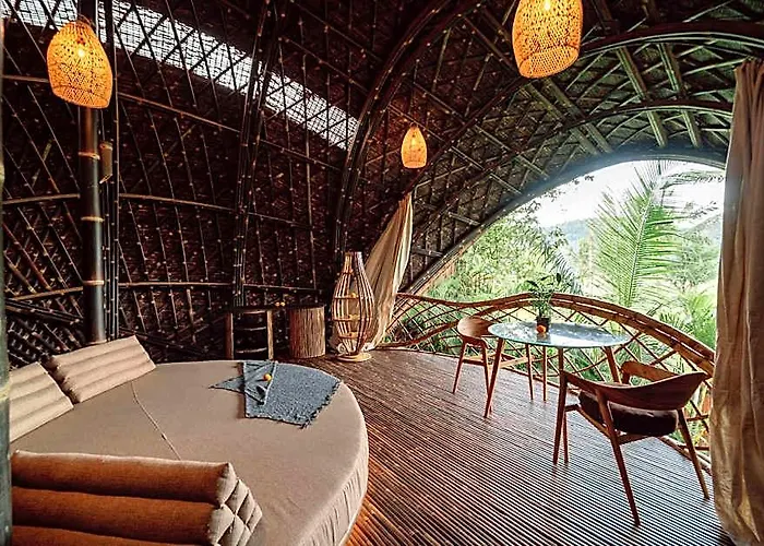 ホテル Hideout Mountain By Ini Vie Hospitality 5*